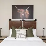 Sereno - Sparkling Pool - Near Scottsdale Quarter